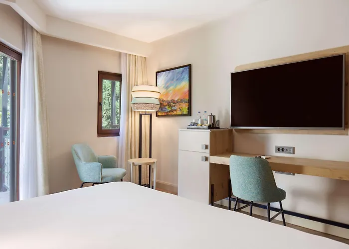 Doubletree By Hilton Bodrum Isil Club Ultra Üdülőközpont