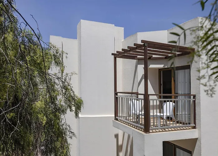 Doubletree By Hilton Bodrum Isil Club Ultra Üdülőközpont