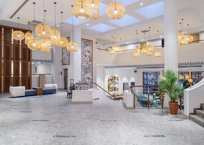 Doubletree By Hilton Bodrum Isil Club Ultra Üdülőközpont