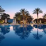 Doubletree By Hilton Bodrum Isil Club Ultra Θέρετρο