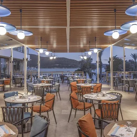Doubletree By Hilton Bodrum Isil Club Ultra Feriested Torba