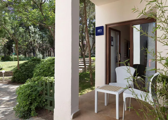 Doubletree By Hilton Bodrum Isil Club Ultra 5*