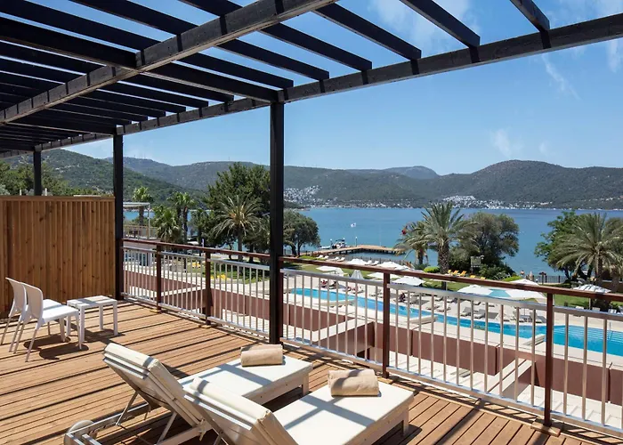 Üdülőközpont Doubletree By Hilton Bodrum Isil Club Ultra 5*
