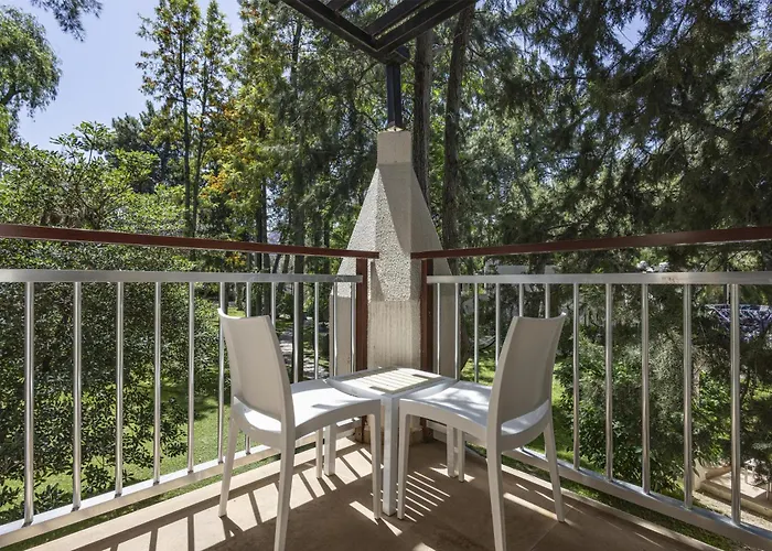 Doubletree By Hilton Bodrum Isil Club Ultra Resort 5*