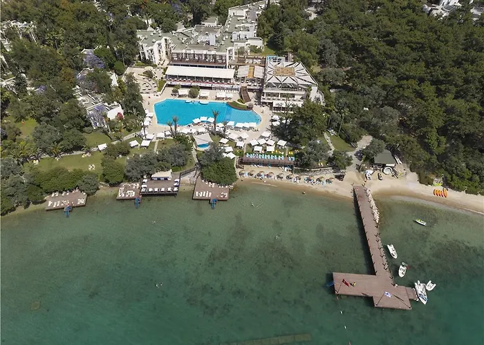 Resort Doubletree By Hilton Bodrum Isil Club Ultra 5*